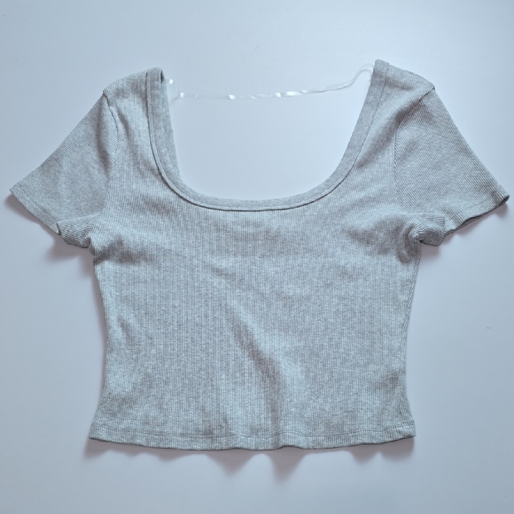 3/$15 Universal Thread - Light Gray Ribbed Crop Top Junior's Size Medium